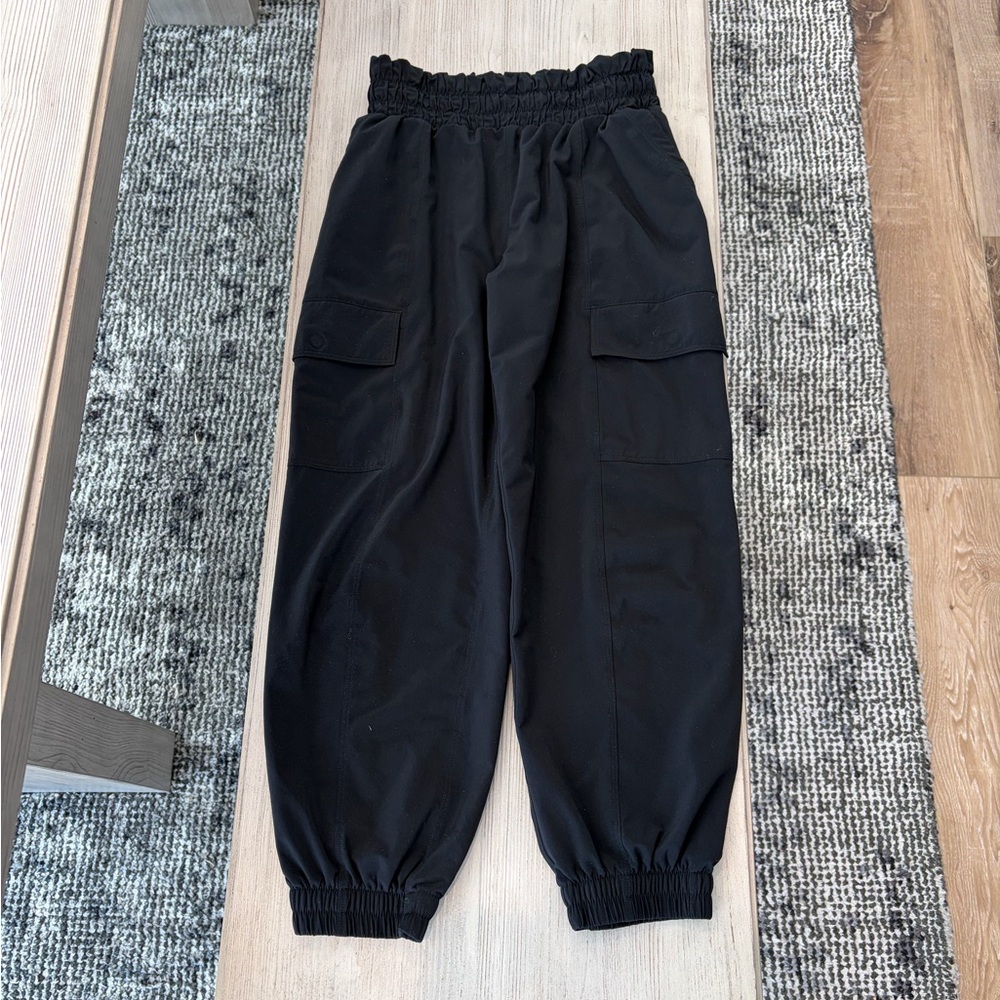 Athleta Girl Run Free Cargo Jogger